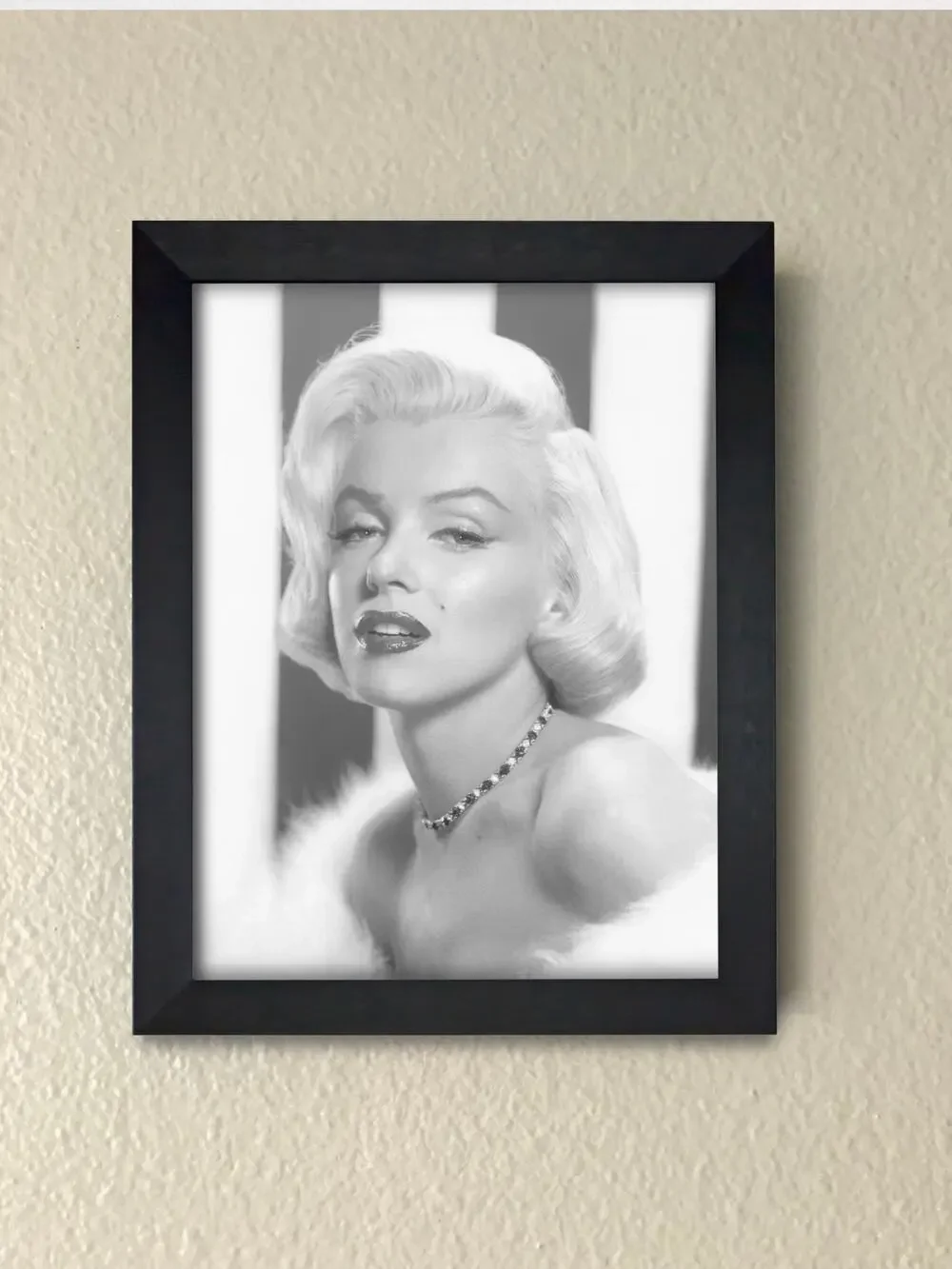 Marilyn Monroe Framed Wall Art Portrait Picture | Hollywood Glam Decor